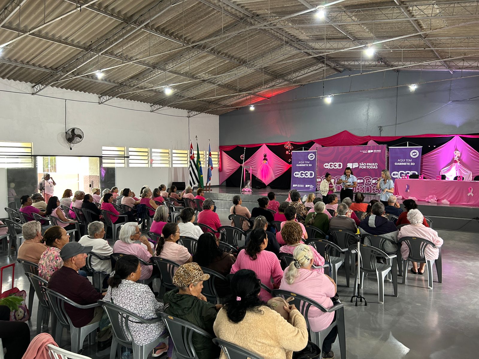 Valéria Bolsonaro lidera ação do SP Por Todas em Juquitiba